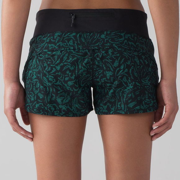 Lululemon speed shorts green/black 2.5" 6 - Picture 7 of 7